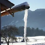 Gospodarstwo agroturystyczne Schweizer Hof *